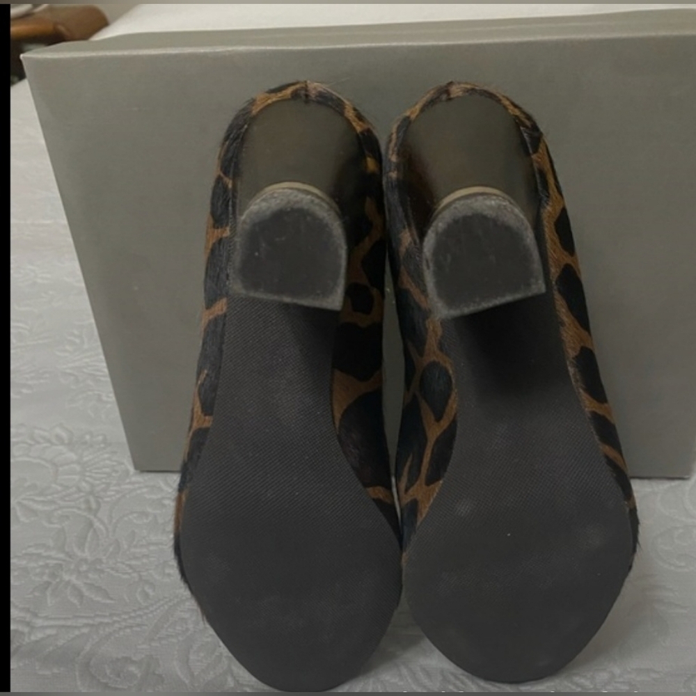 Real Calf Hair Pumps With Wooden Chunky Heel EUC Size 6 - Picture 6 of 6